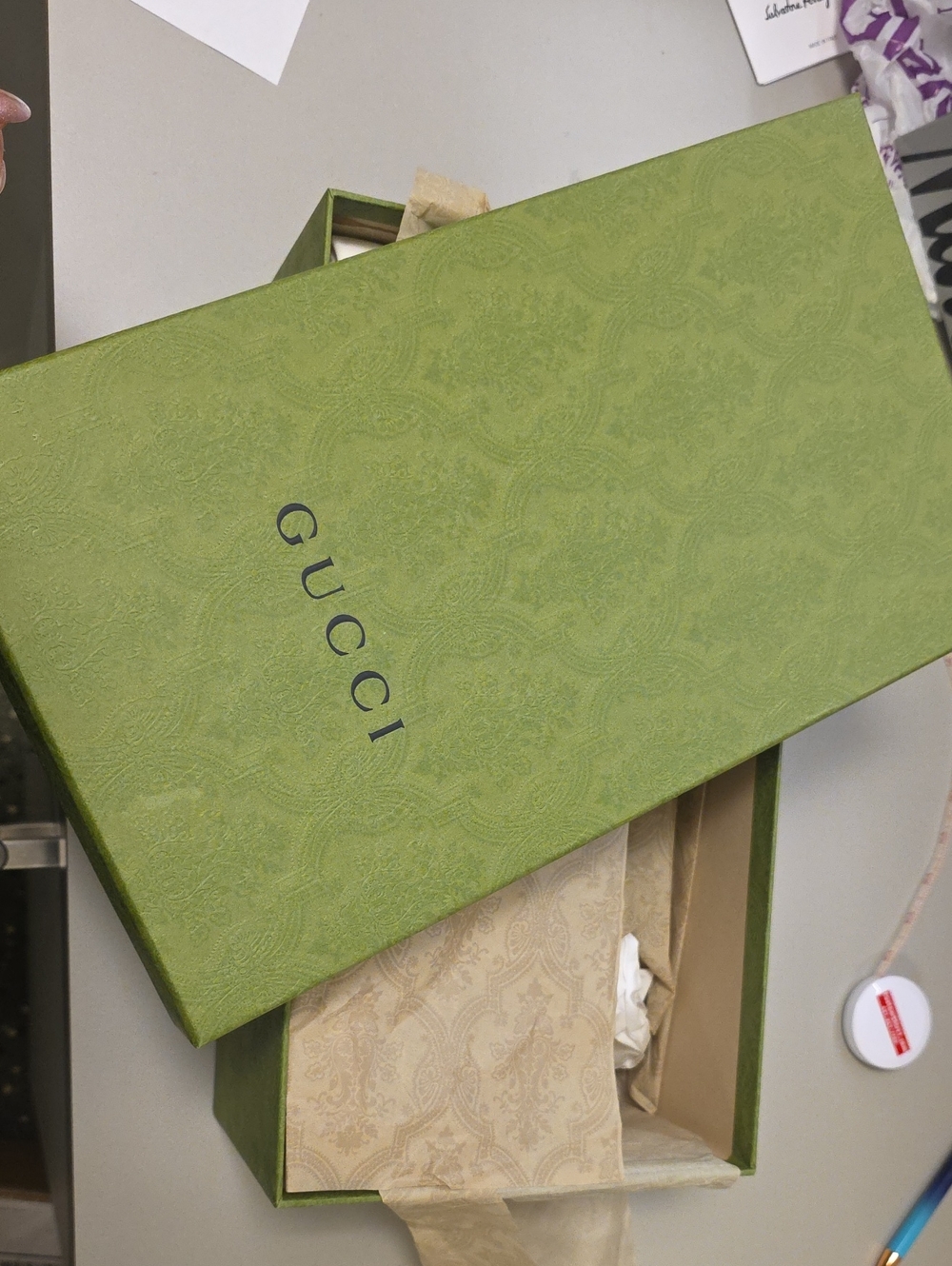Gucci Men's Green Shoe Box. With Wrapping Paper,Embossed paisle Pattern 14.5×8in